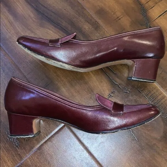 𝅺MR. Salvatore of Carmel VINTAGE Low Heel Shoes