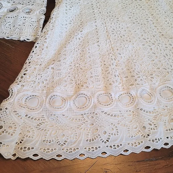 Nanette Lepore Cold Shoulder Eyelet A Line White Mini Dress Bell Sleeves Size 6