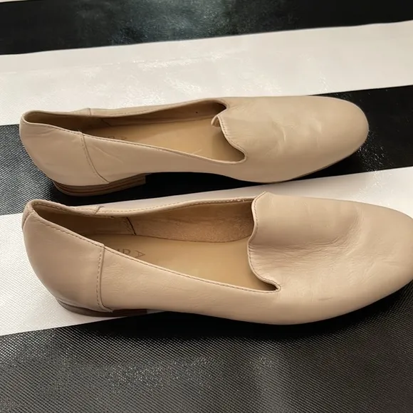 NATURALIZA SHOES