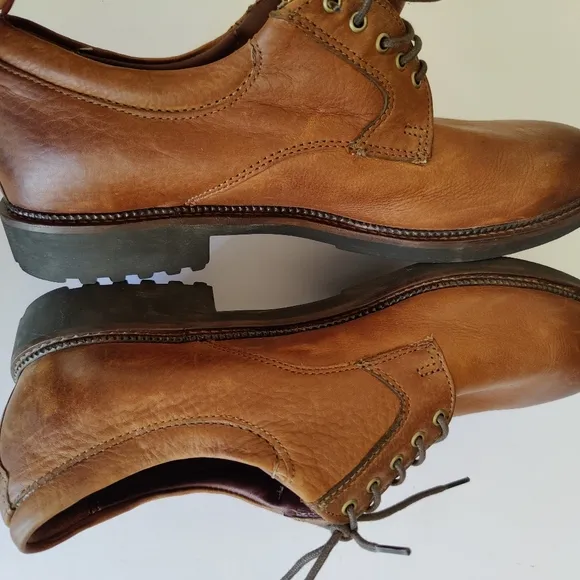 Neil M Wynne Bison Shoes Worn Saddle 9D