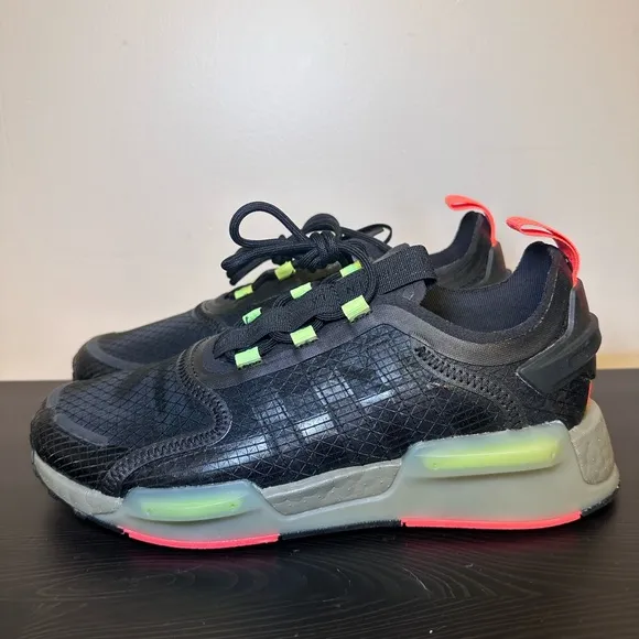 *NEW* adidas Kids Boys NMD V3 Lace Up Sneakers