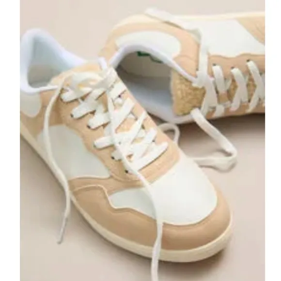 NEW Altar’d State Seychelles Sneakers Size 9 NEW