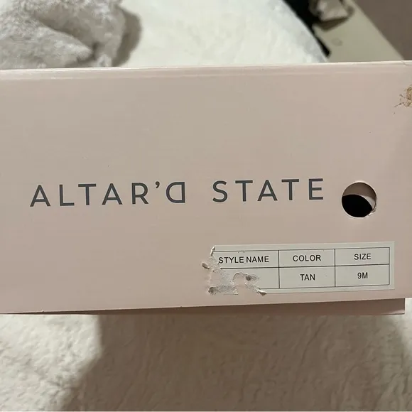 NEW Altar’d State Seychelles Sneakers Size 9 NEW