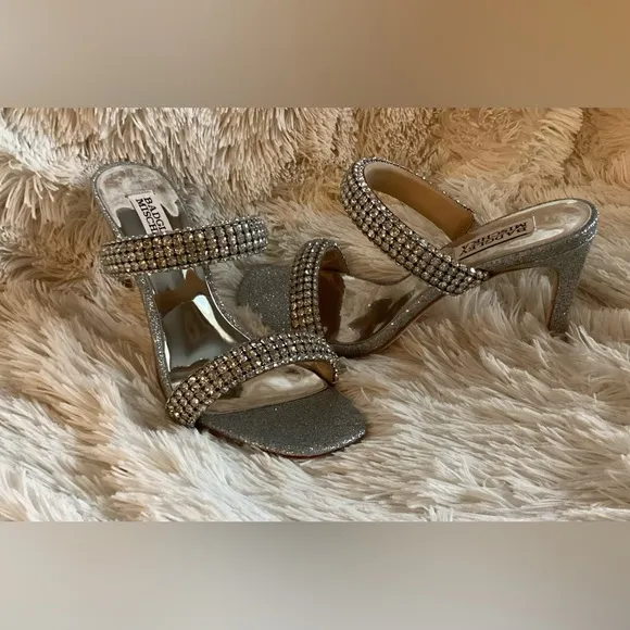 New Badgley Mischka Sade Jeweled Double-Band Silver Stiletto Sandals size 8