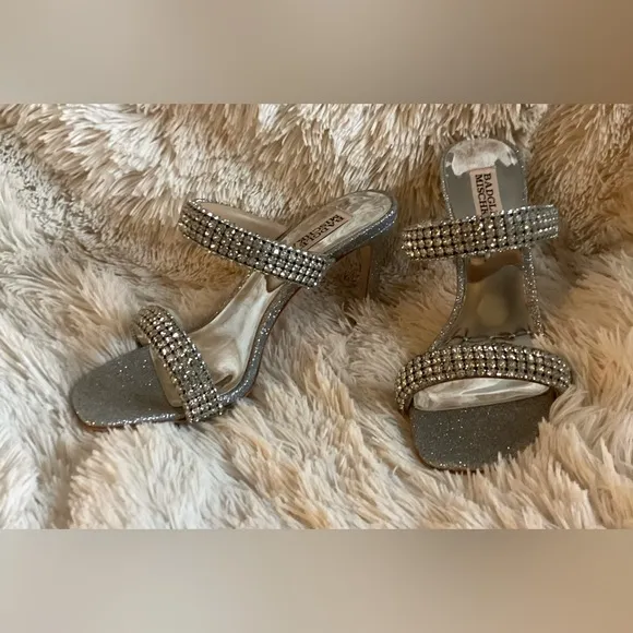 New Badgley Mischka Sade Jeweled Double-Band Silver Stiletto Sandals size 8