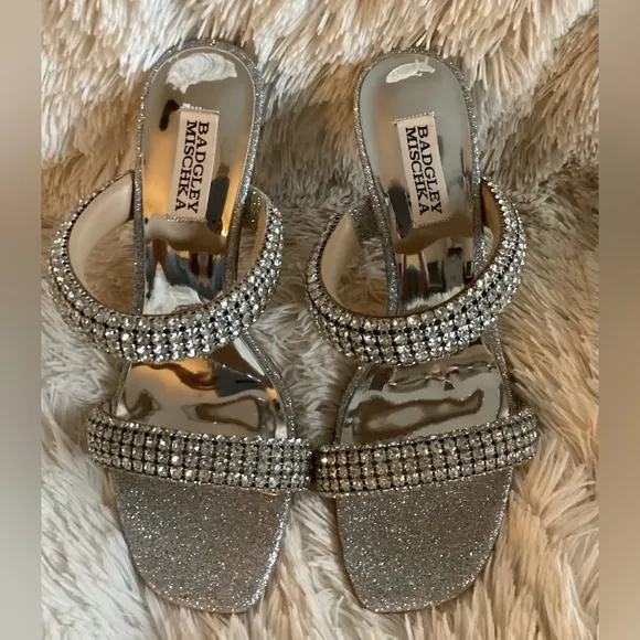 New Badgley Mischka Sade Jeweled Double-Band Silver Stiletto Sandals size 8