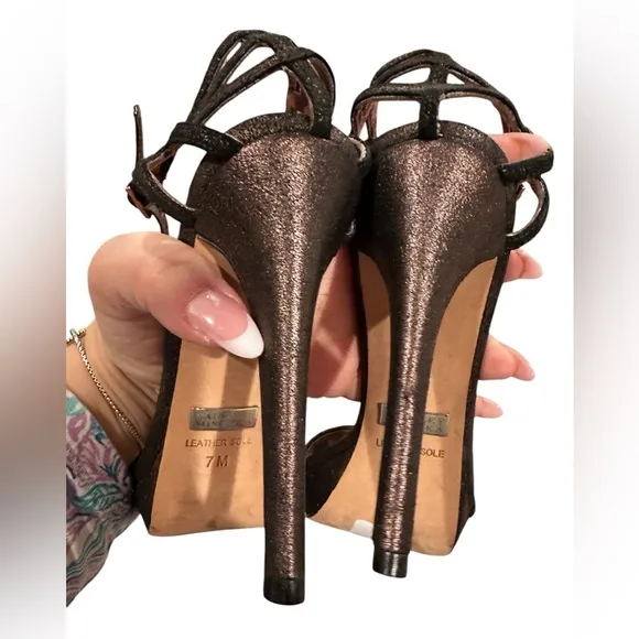 NEW BADGLEY MISCHSKA COPPER BROWN SHIMMER ANKLE STRAP STILETTOS LEATHER SHOES 7