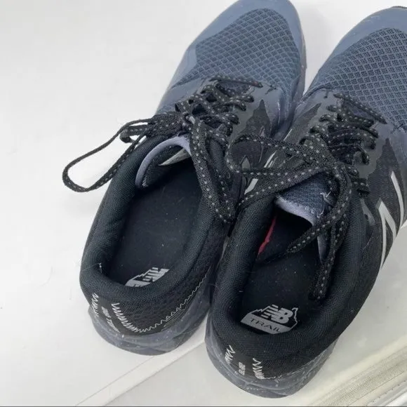 New Balance 690 AT Mens 8.5 Running Trail Shoes