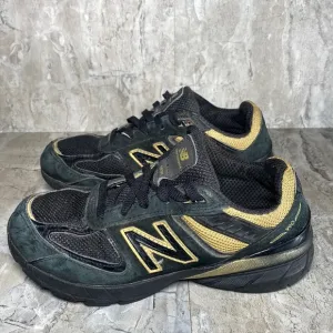 New Balance 990v5 Black &amp; Gold Shoes - Size: 1.5