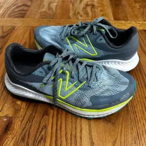 New Balance DynaSoft Nitrel v5 Trail Running Shoes size 9.5