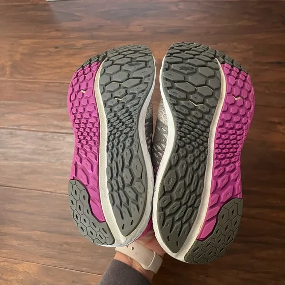New Balance Fresh Foam Vongo v3 Women's Purple and Gray Running Shoes-Size 9