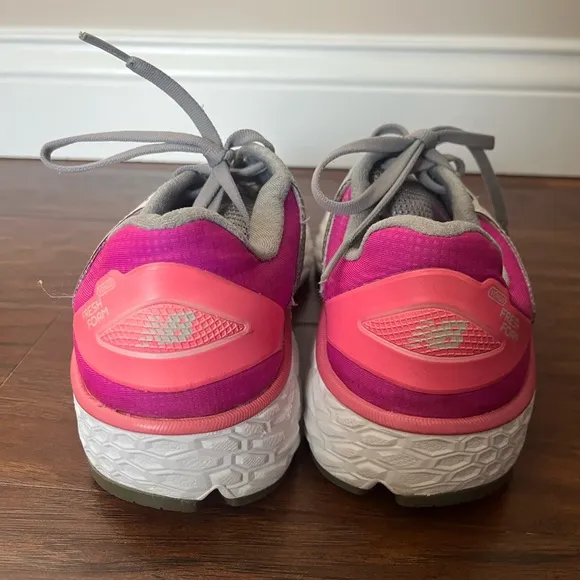 New Balance Fresh Foam Vongo v3 Women's Purple and Gray Running Shoes-Size 9