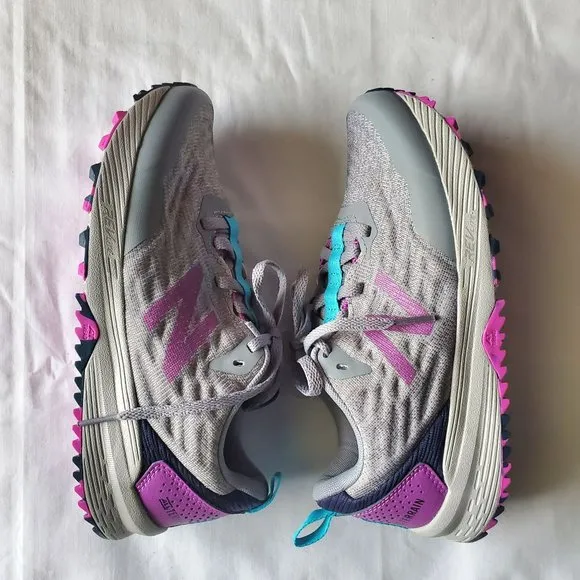 New Balance Women's NITREL V3 SpeedRide Trail Running Sneakers Size 6 NWOB