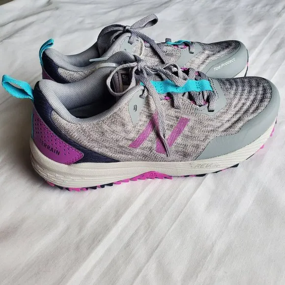 New Balance Women's NITREL V3 SpeedRide Trail Running Sneakers Size 6 NWOB