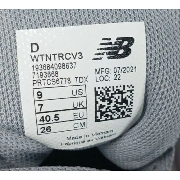 NEW BALANCE WOMEN'S. Size 9 WTNTRCV3 LIGHTWEIGHT TRAIL RUNNING SHOES Brand New