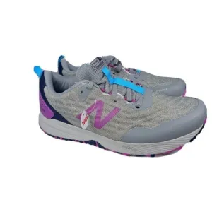 NEW BALANCE WOMEN'S. Size 9 WTNTRCV3 LIGHTWEIGHT TRAIL RUNNING SHOES Brand New
