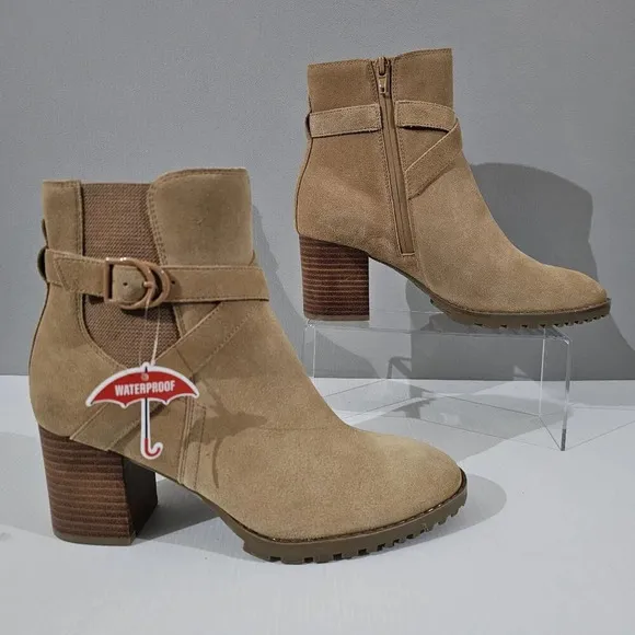NEW Blondo Tamzin Ankle Bootie Tan Suede Size 10