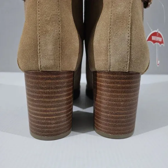 NEW Blondo Tamzin Ankle Bootie Tan Suede Size 10