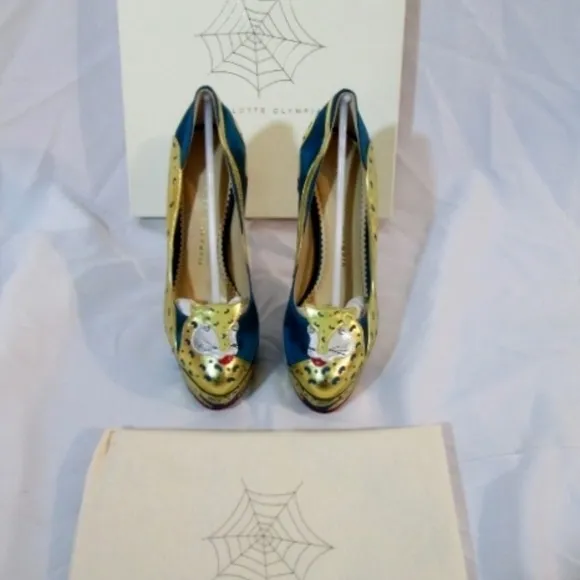 NEW CHARLOTTE OLYMPIA NINIVAH PUMP
