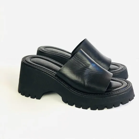 New Free People Made In Italy Winona Wedge Leather Sandals In Black Sz 37 (US 7)
