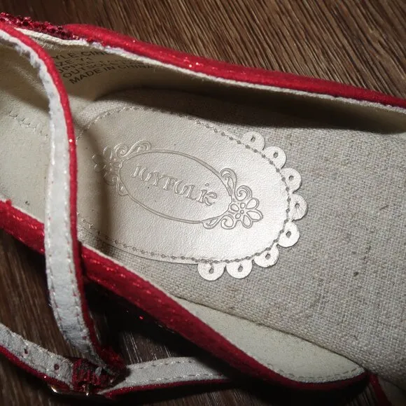 NEW Girls Joyfolie Cindy Flat Bow Mary Janes Sparkly Red Holiday Shoes Youth 1