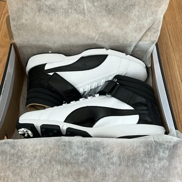 New in box Puma youth titantour ignite hi-top golf shoes Sz 6