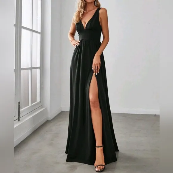 New Luxe Deep V Split Leg Maxi Dress Flowy Black