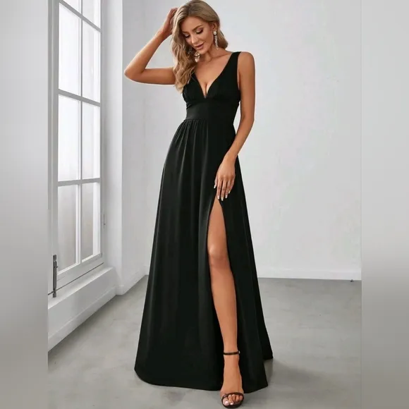 New Luxe Deep V Split Leg Maxi Dress Flowy Black