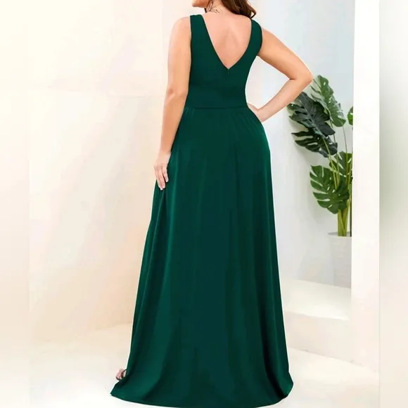 New Luxe Deep V Split Leg Maxi Dress Flowy PLUS Dark Green