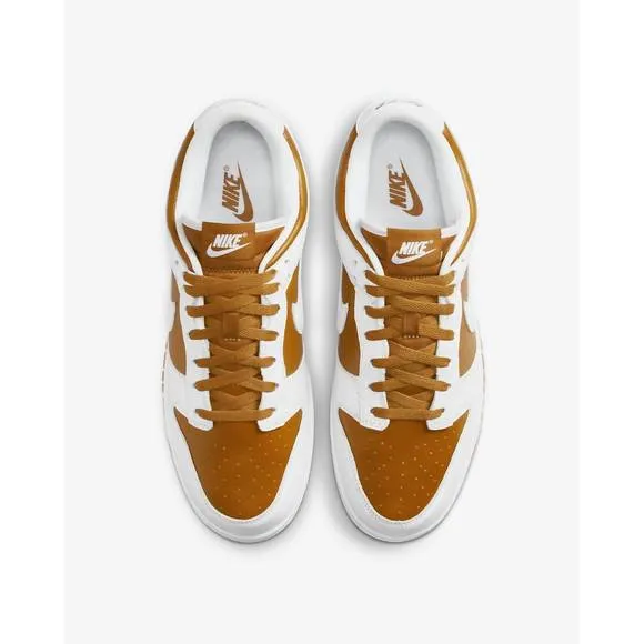 NEW NIKE men's dunk low shoes in dark curry/white