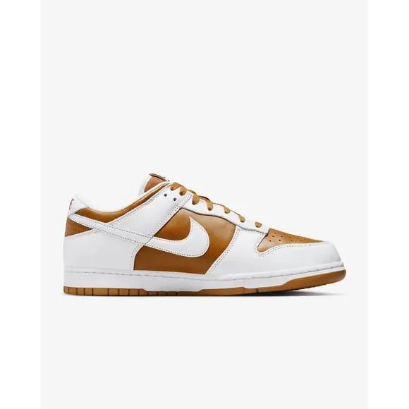 NEW NIKE men's dunk low shoes in dark curry/white