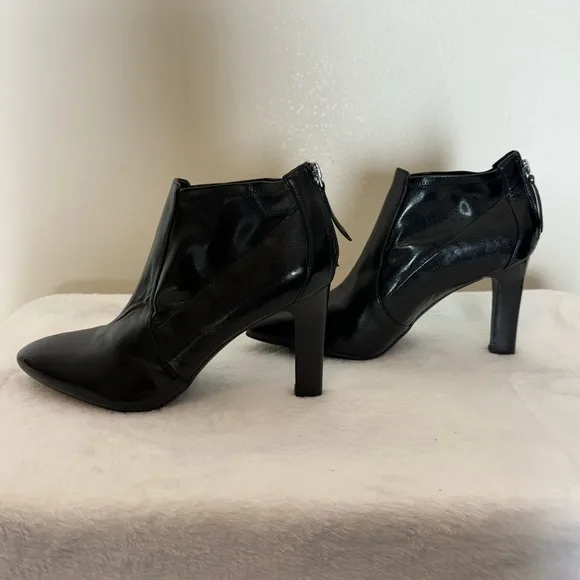 New! Retail $90 Franco Sarto Black Leather Heeled Ankle Booties Size 10