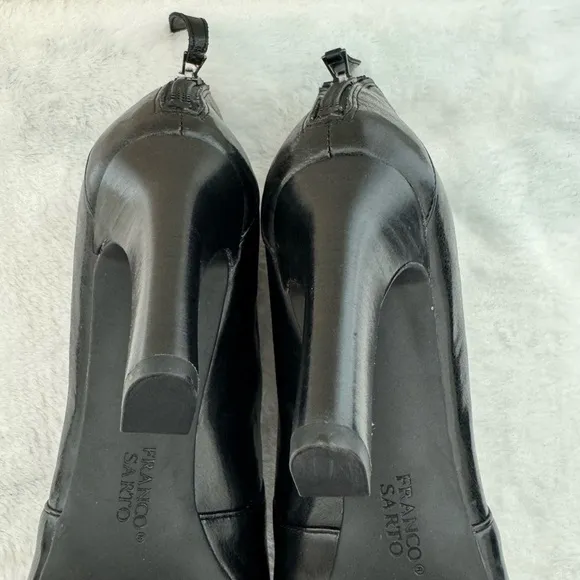 New! Retail $90 Franco Sarto Black Leather Heeled Ankle Booties Size 9.5