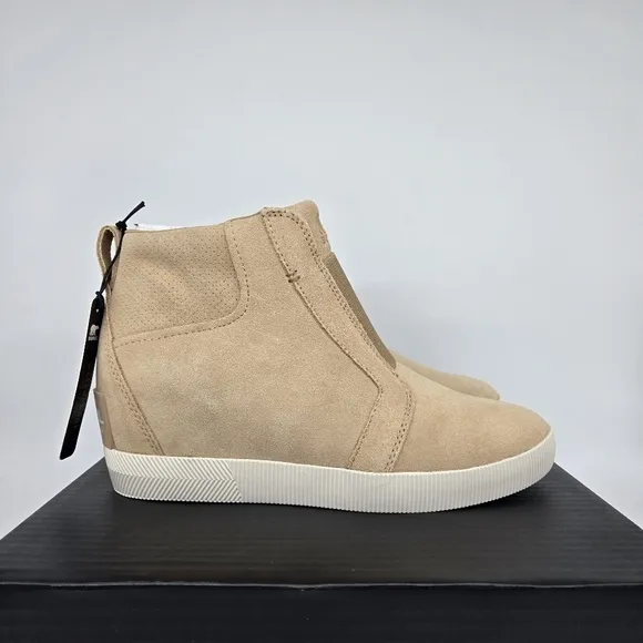 New Sorel Out N About™ Pull-On Wedge Boots Women's Shoes Size 7.5