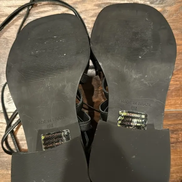 NEW! Steve Madden Black Leather Cherri Strappy Sandal - Size 6