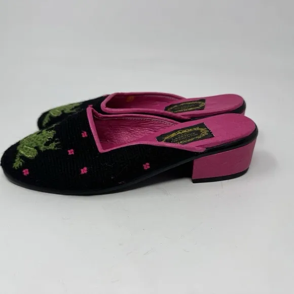 New The Larkspur Collection Shoes XSM Wool Needlepoint Frog Mule Heel Pink Black