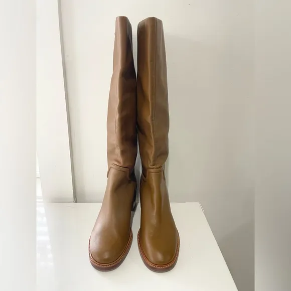New Vince Fabian Leather knee high boots, sz 8, Gingernut color