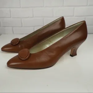 New Vintage sz 7.5 brown leather pumps