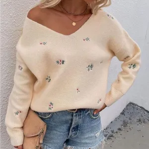NEW Beige V Neck Embroidered Ribbed Knit Pullover Sweater