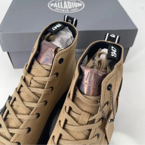 NIB Palladium Revolt HI TX Shoes in Safari Size 8