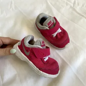 Nike 5 pink Revolution 2 toddler shoes