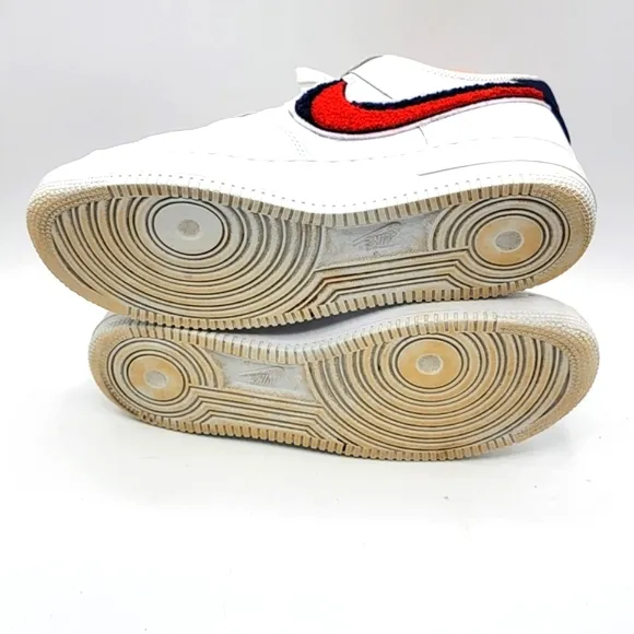 Nike Air Force 1 07 LV8 Chenille Swoosh Size 8.5. #1456