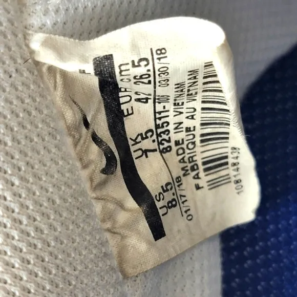 Nike Air Force 1 07 LV8 Chenille Swoosh Size 8.5. #1456
