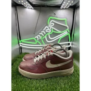 Nike Air Force 1 '07 LV8 Iridescent Pink Shoes 2017 - 823511-602 Mens 7 W 8.5