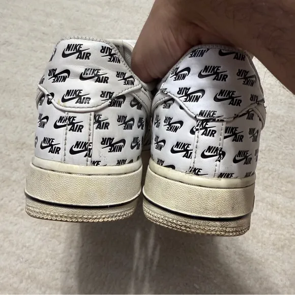 Nike Air Force 1 Low QS '07 Shoes All Over Logo White Men's Size 7 AH8462-100