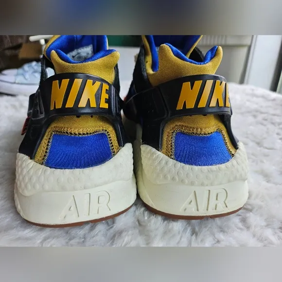 Nike Air Huarache Women's Running Shoe, ACG, Campfire Orange, Blue, Gold, Size 9