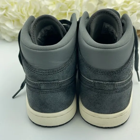 Nike Air Jordan 1 Mid SE Women's Shoes Smoke Grey/Sail/Off NoirSize 7