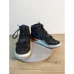 Nike Air Jordan Legacy 312 “Knicks” Black Orange Blue Kid Size 5.5y AT4040-048