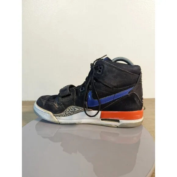 Nike Air Jordan Legacy 312 “Knicks” Black Orange Blue Kid Size 5.5y AT4040-048