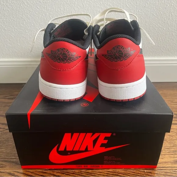 Nike Air Jordan Retro 1 ‘Black Toe’ Men’s Varsity Red Low Top Shoes w/ Box 9.5